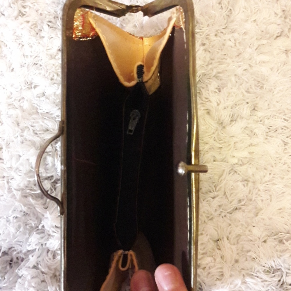 Vintage Clutch - Picture 3 of 3